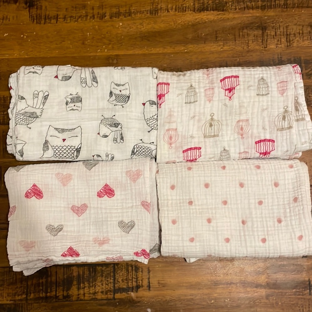 Set of 4 aden + anais swaddles